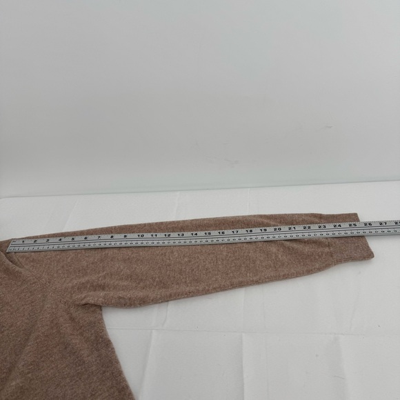 Quince Women’s XL Oatmeal Mongolian Cashmere Full Zip Hoodie - Picture 6 of 11